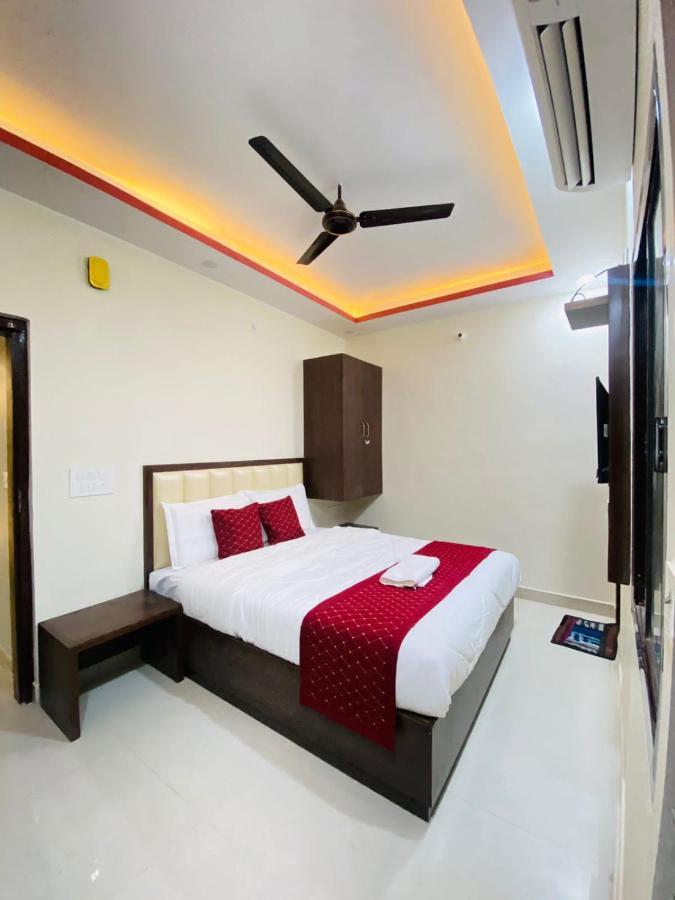 Hotel Grill Inn Лакхнау Экстерьер фото